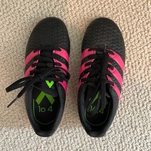 Girls Adidas Soccer Cleats Size 12k